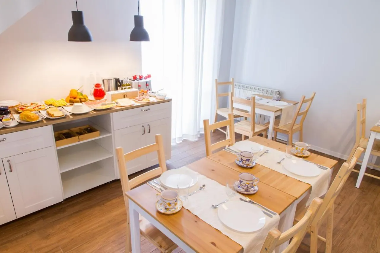 Cortile Umberto I Bed & Breakfast Cefalu