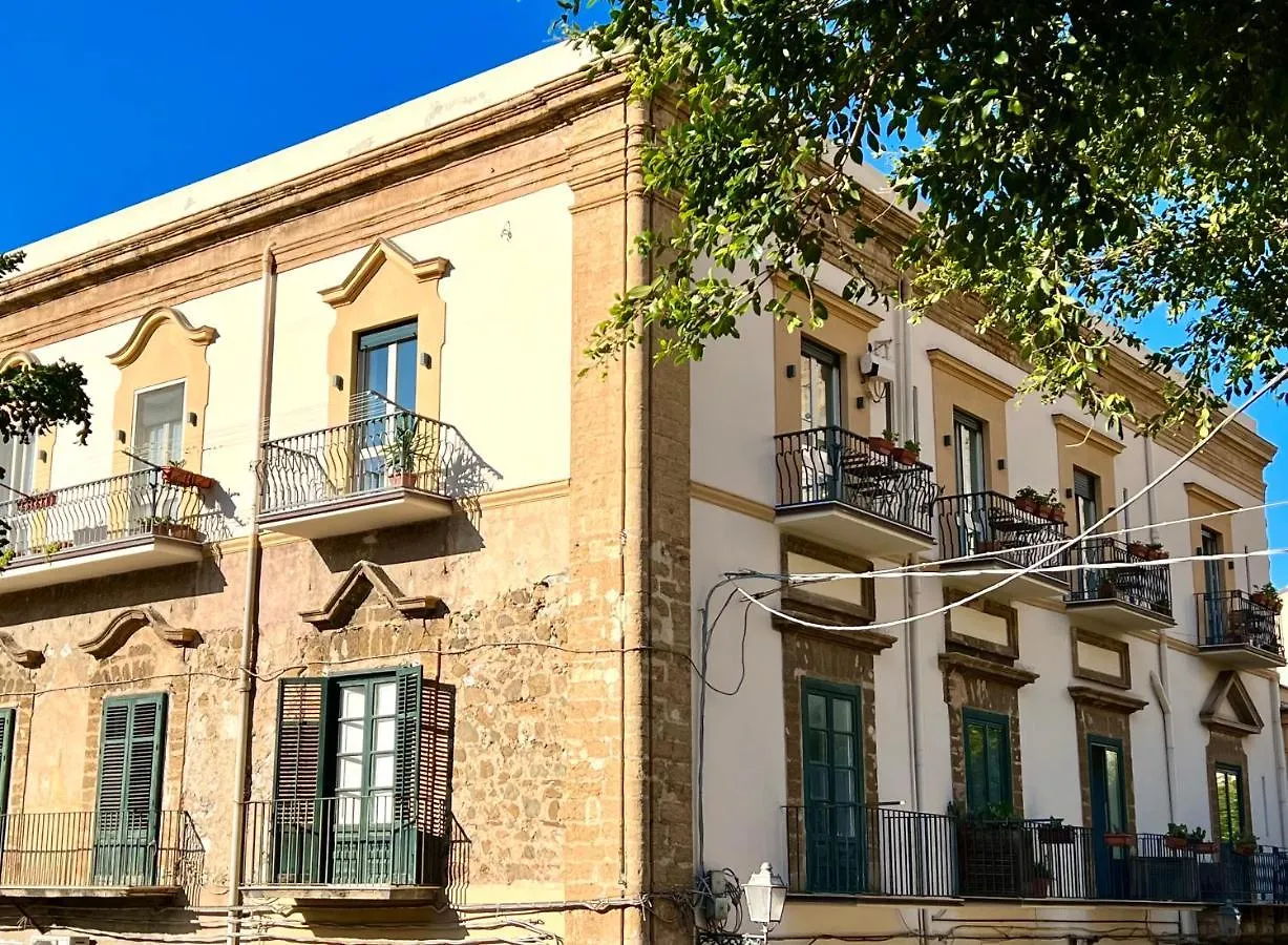 Cortile Umberto I Bed & Breakfast Cefalu 0*,