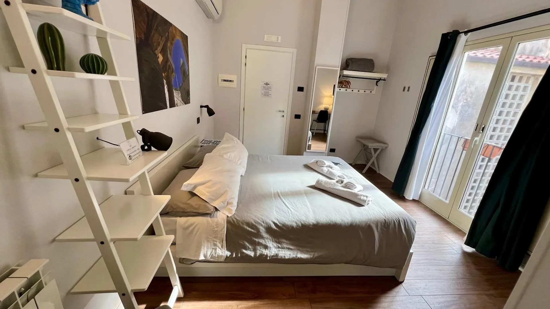 Cortile Umberto I Bed & Breakfast Cefalu Italy
